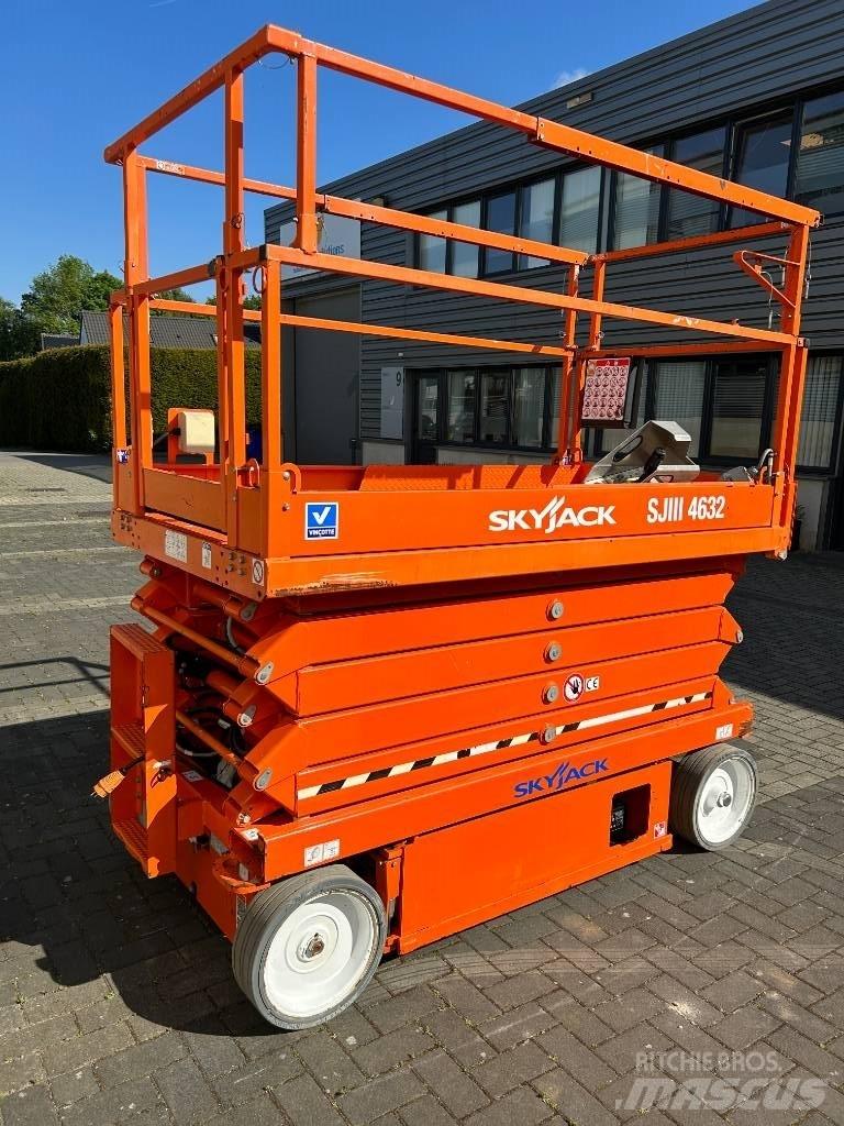 SkyJack SJ III 4632 Saxlifte