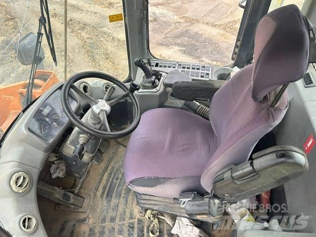 Doosan DL 300 Læssemaskiner på hjul