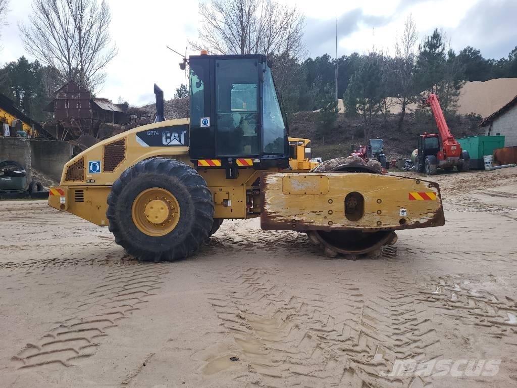 CAT CP74 Enkelt tromle