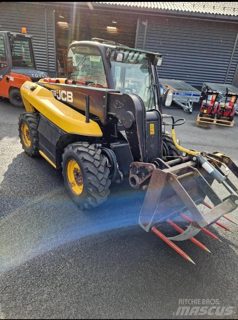JCB 515-40 Teleskoplæssere til landbrug