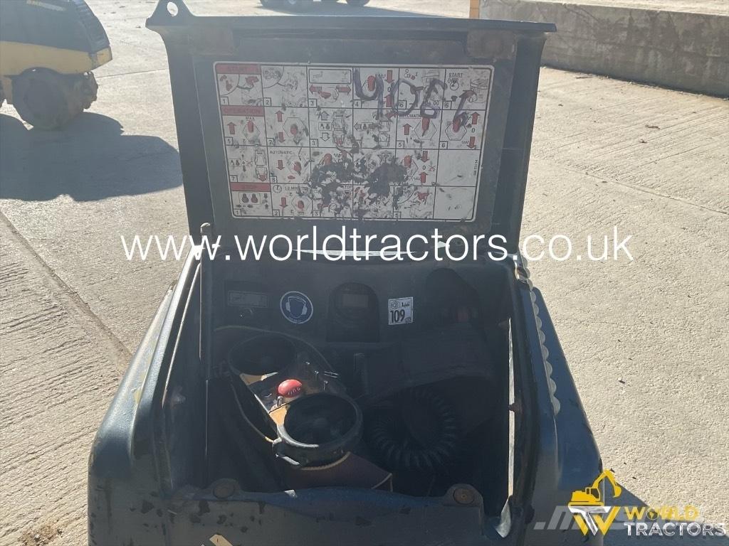Bomag BMP 8500 Vibratorer