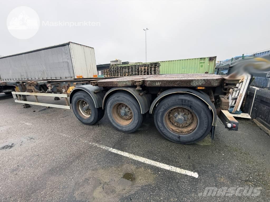 Schweriner CS 40 Semi-trailer med containerramme