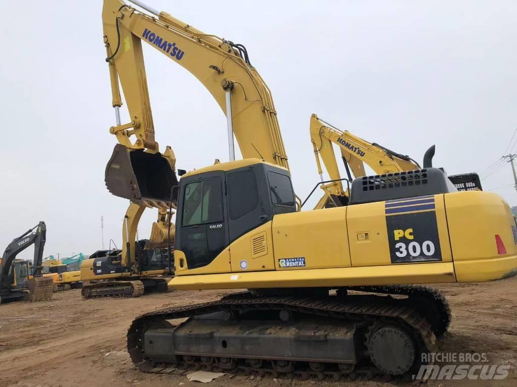 Komatsu 300-7 Gravemaskiner på larvebånd