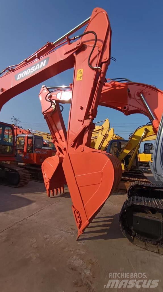 Doosan DX 300 LC Gravemaskiner på larvebånd