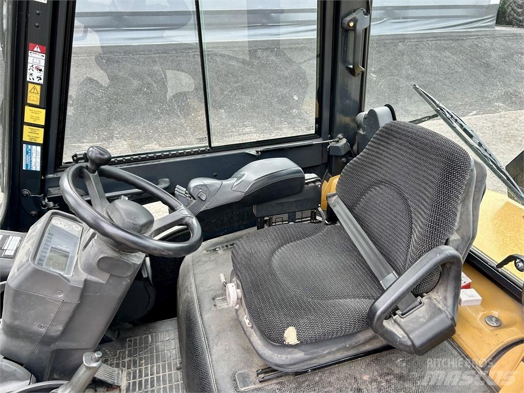 CAT DP 25 NT Diesel gaffeltrucks