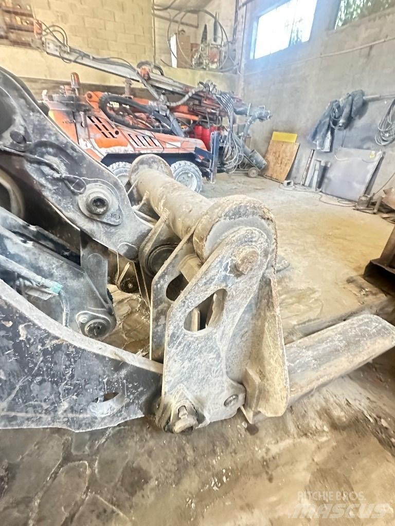 Volvo L 220 E Læssemaskiner på hjul