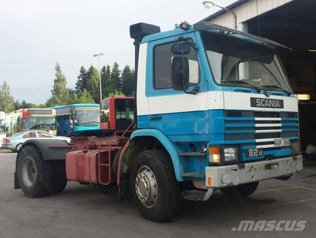 Scania P 82 M Trækkere