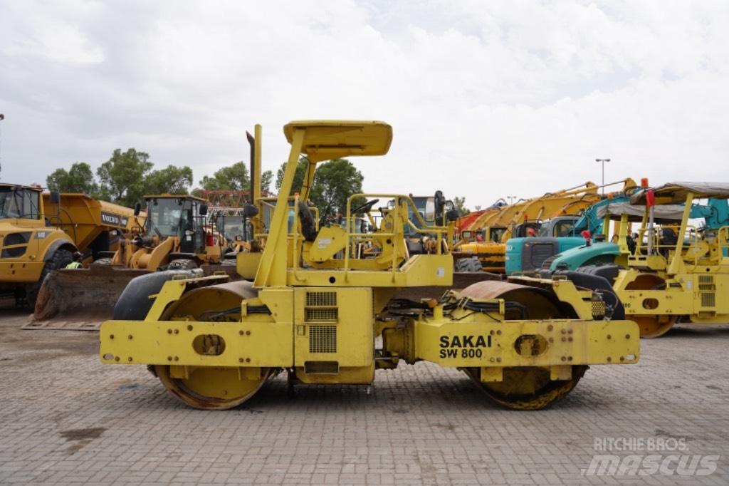 Sakai SW 800 Tvilling tromle