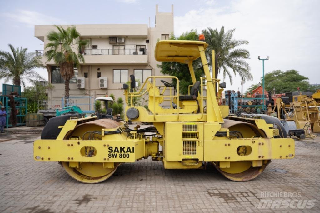 Sakai SW 800 Tvilling tromle