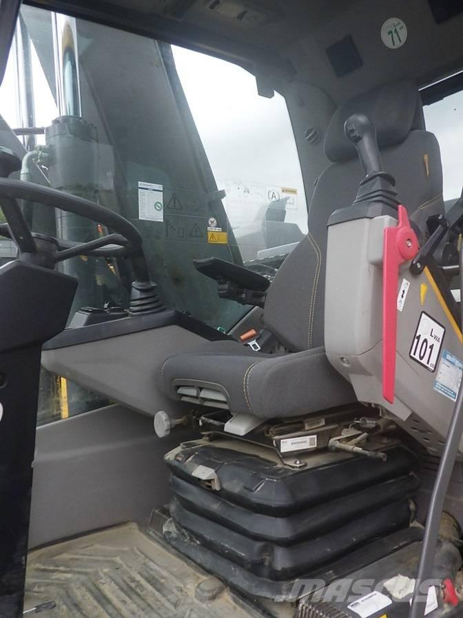 Volvo EWR 170 E Gravemaskiner på hjul