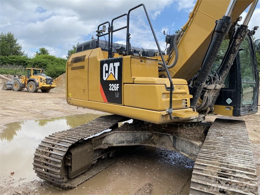 CAT 326 FLN Gravemaskiner på larvebånd