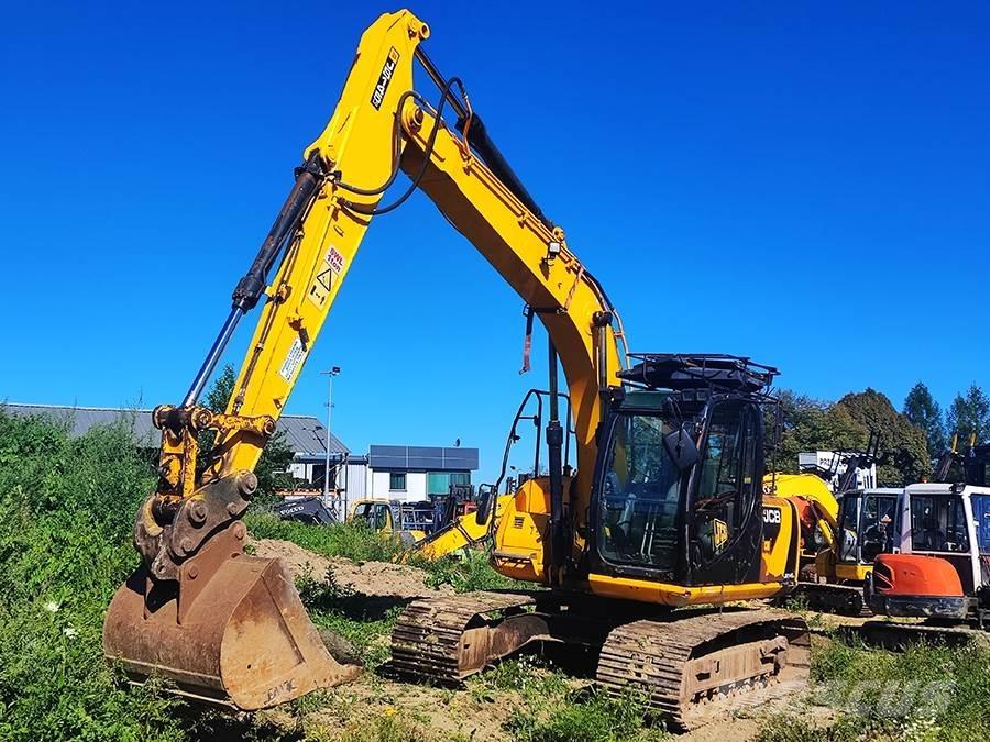 JCB JS145 LC Gravemaskiner på larvebånd