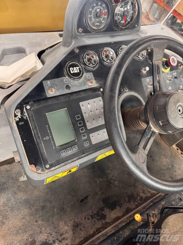 CAT RM 300 Asfaltrecyclere
