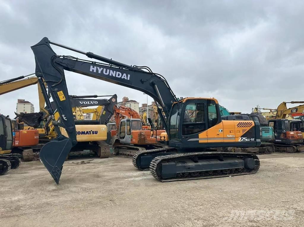 Hyundai 225 LC-9T Gravemaskiner på larvebånd