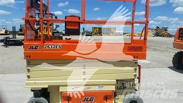 JLG 2632ES Saxlifte