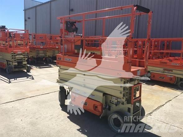 JLG 2632ES Saxlifte