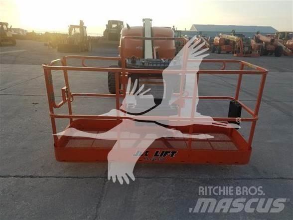 JLG 400S Teleskoplifte
