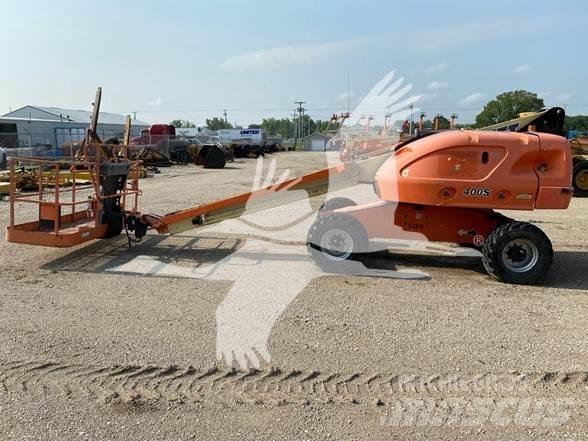 JLG 400S Teleskoplifte