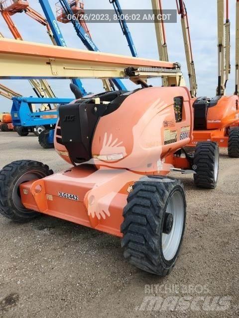 JLG 600AJ Bomlifte med knækarm