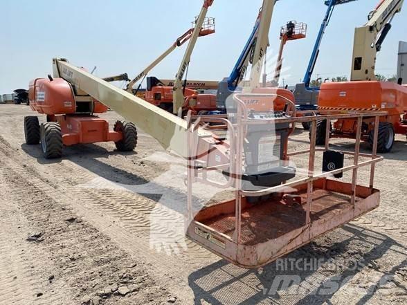 JLG 800S Teleskoplifte