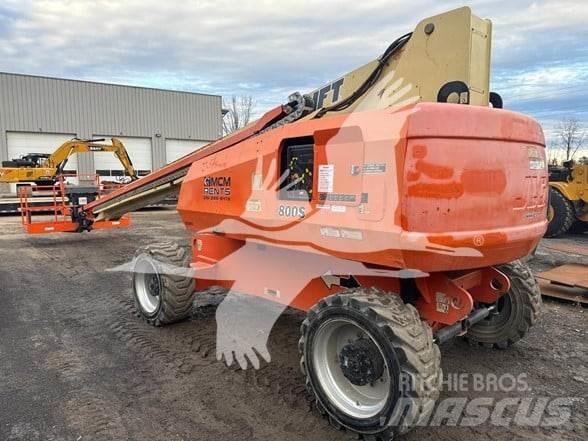 JLG 800S Teleskoplifte