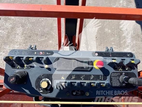 JLG 860SJ Teleskoplifte