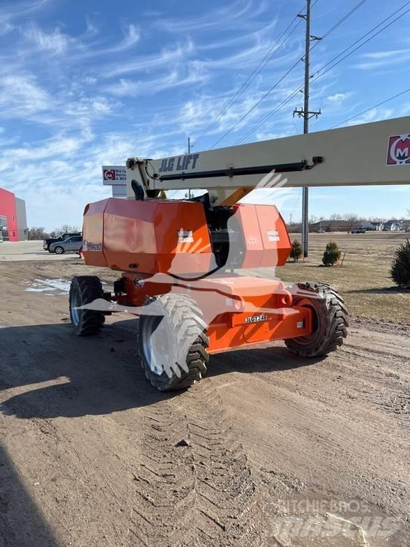 JLG 860SJ Teleskoplifte