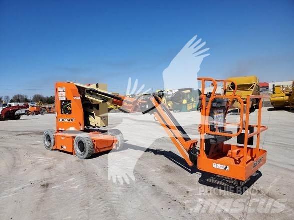 JLG E300AJP Bomlifte med knækarm