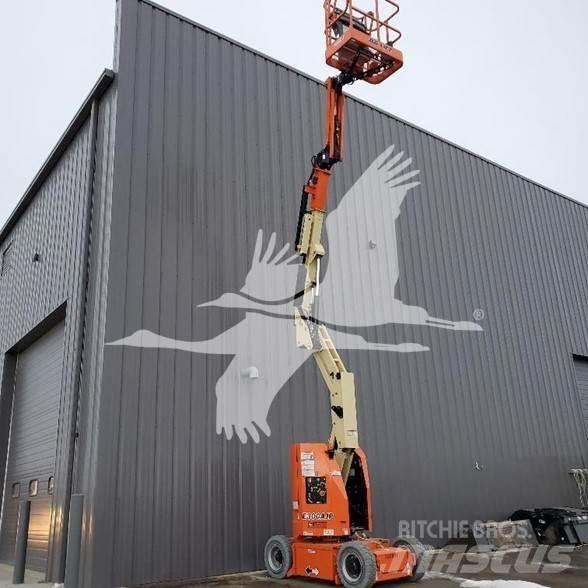 JLG E300AJP Bomlifte med knækarm