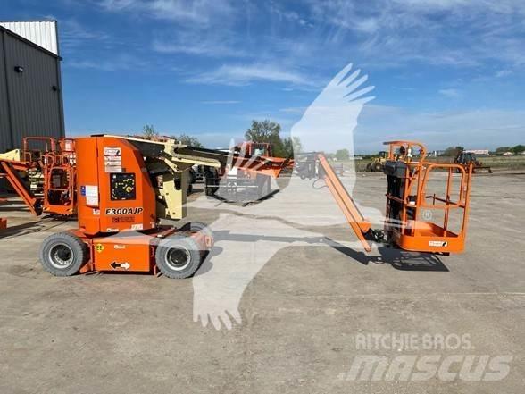 JLG E300AJP Bomlifte med knækarm