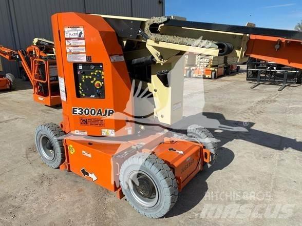 JLG E300AJP Bomlifte med knækarm