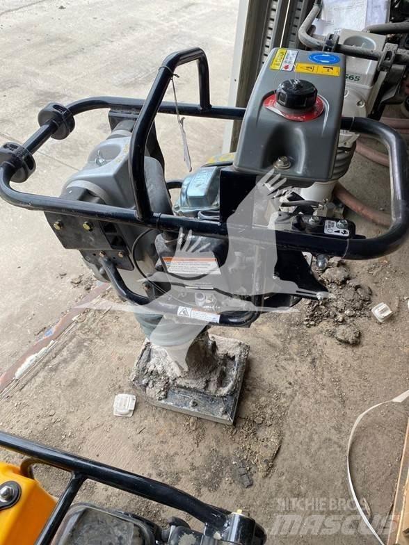 Sakai RS65 Bugseret vibrationstromle