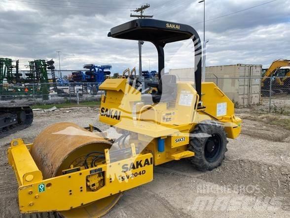 Sakai SV204D Enkelt tromle