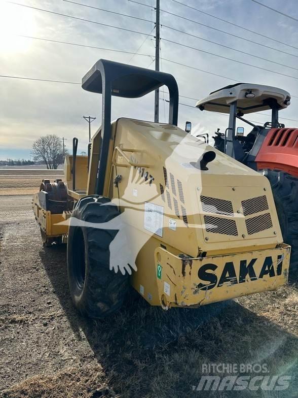 Sakai SV414T Enkelt tromle