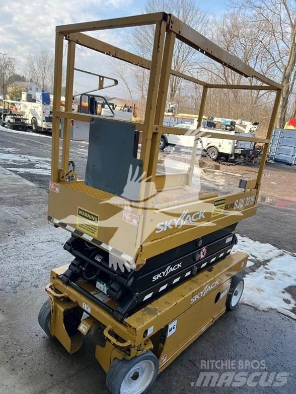 SkyJack SJ3219 Saxlifte