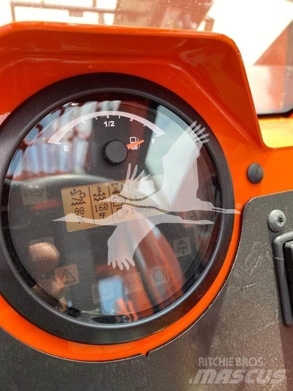 SkyTrak 8042 Teleskoplæssere
