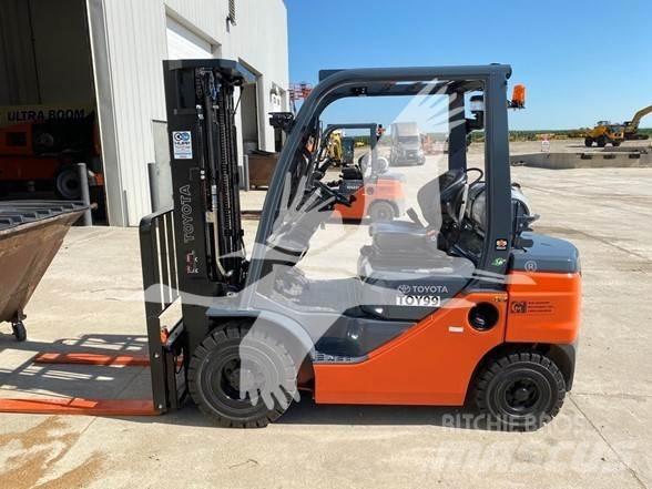 Toyota 8FGU25 Diesel gaffeltrucks