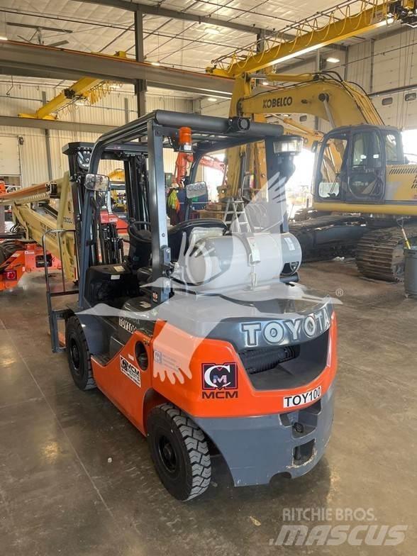 Toyota 8FGU25 Diesel gaffeltrucks