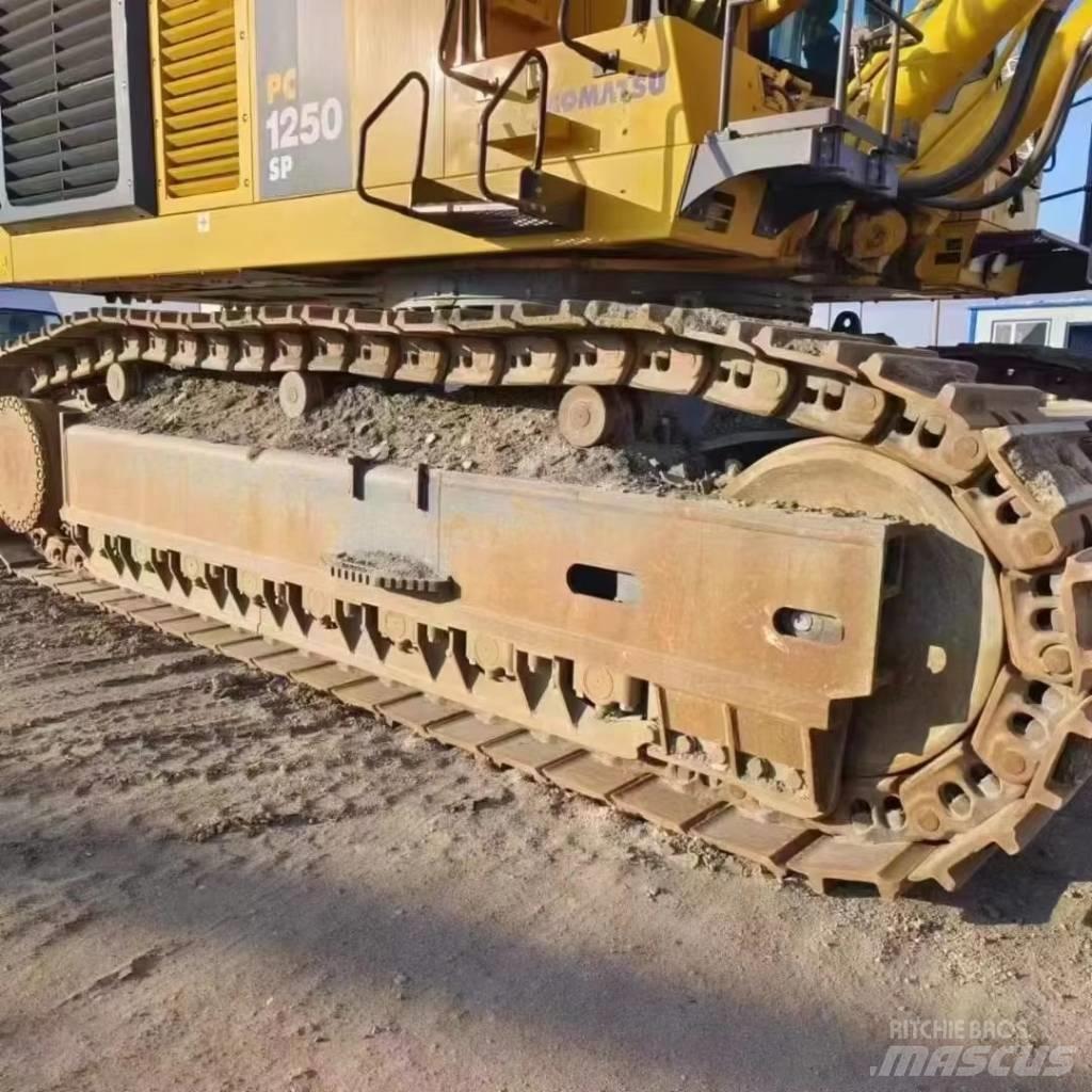 Komatsu PC1250SP Gravemaskiner på larvebånd