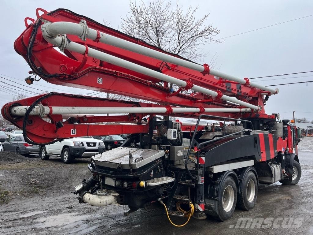 Liebherr 37XXT-Z4 Betonpumper