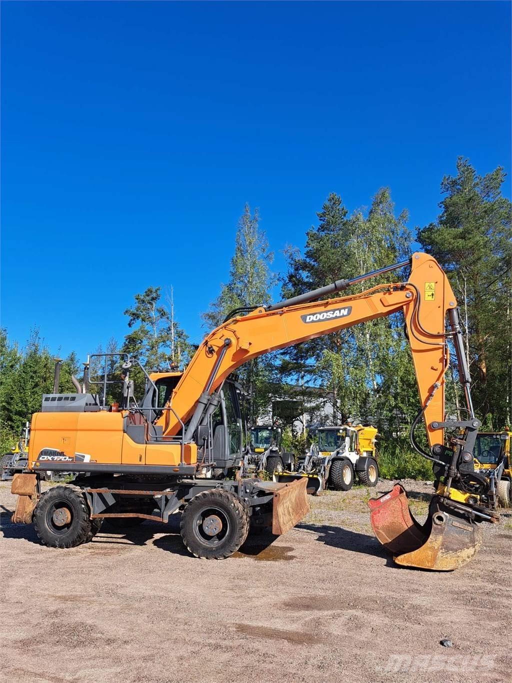 Doosan DX170W-5 Gravemaskiner på hjul