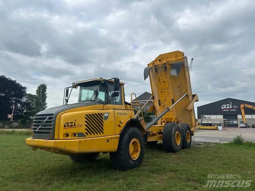 Volvo A25D Terrængående lastbiler