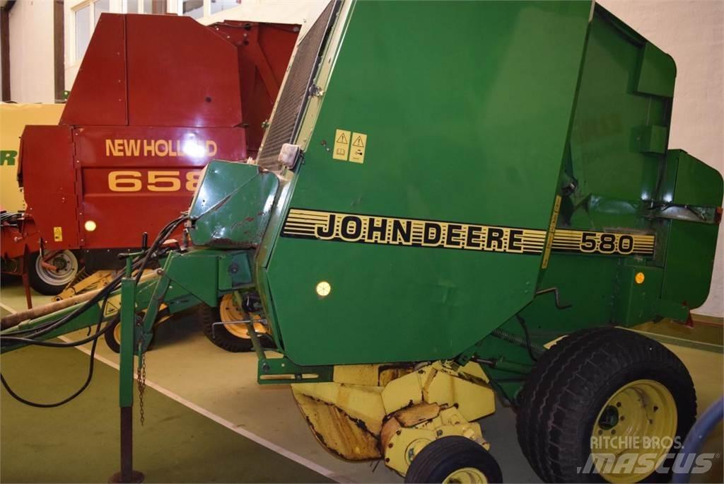 John Deere 580 Rundballe-pressere