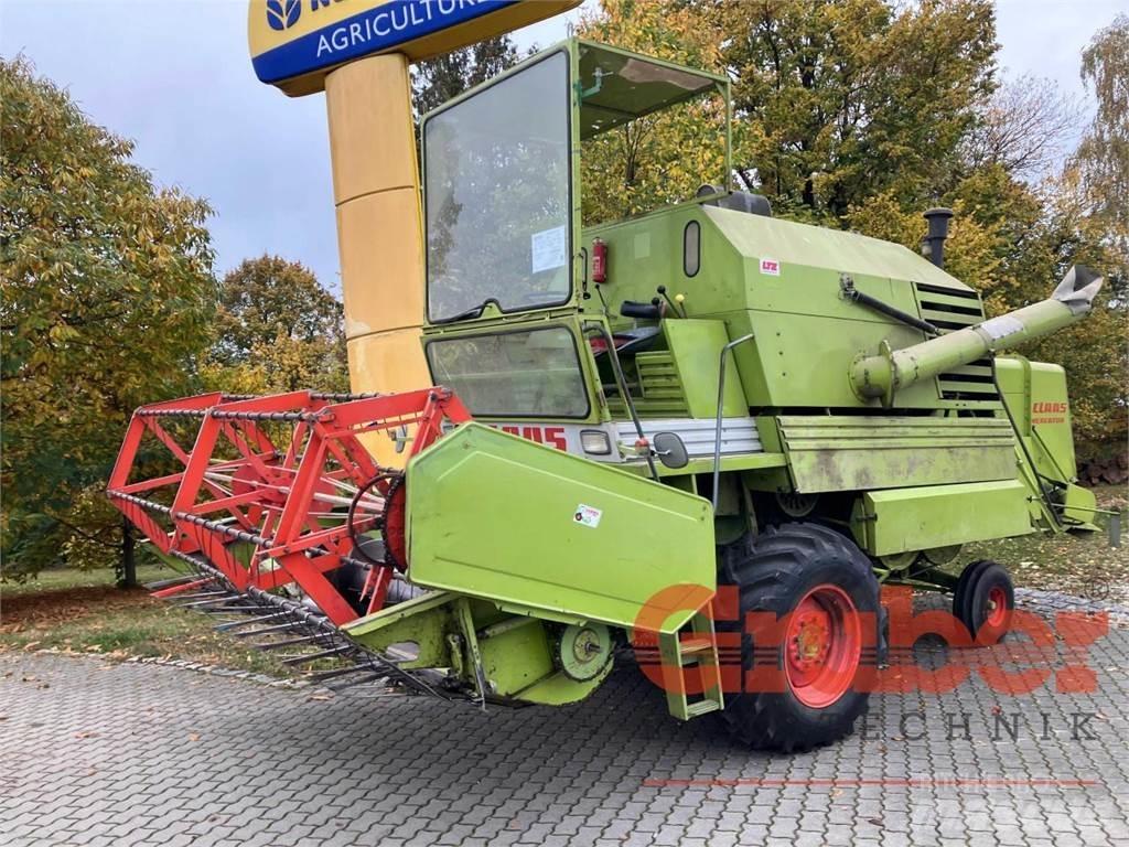 CLAAS Mercator 70 Mejetærskere