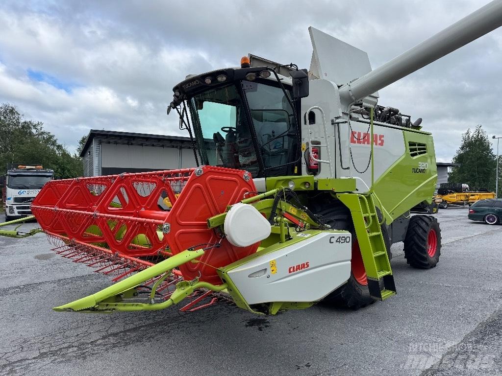 CLAAS Tucano 320 Mejetærskere