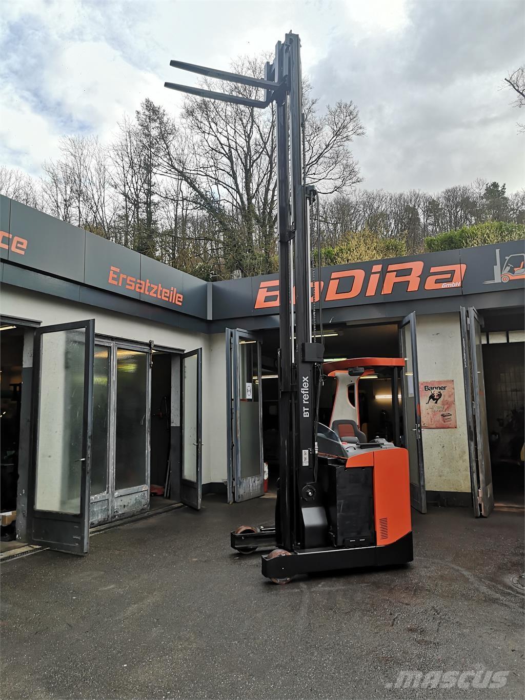 BT RRE 160 Reachtruck