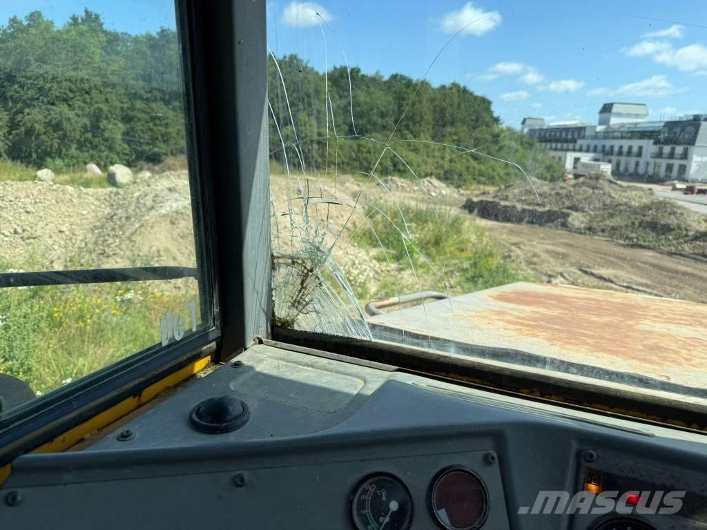 Volvo A 25 C Dumpere