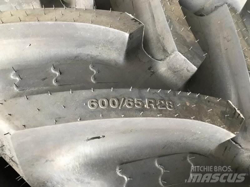 BKT 600/65R28 Hjul, Dæk og Fælge
