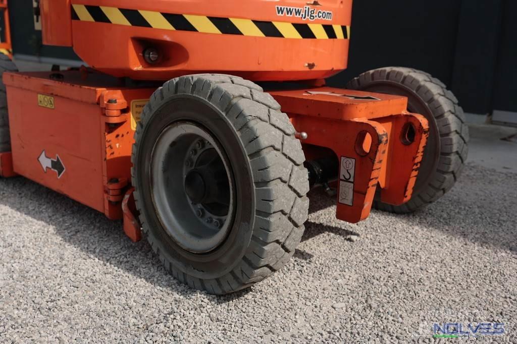 JLG E300AJP Bomlifte med knækarm