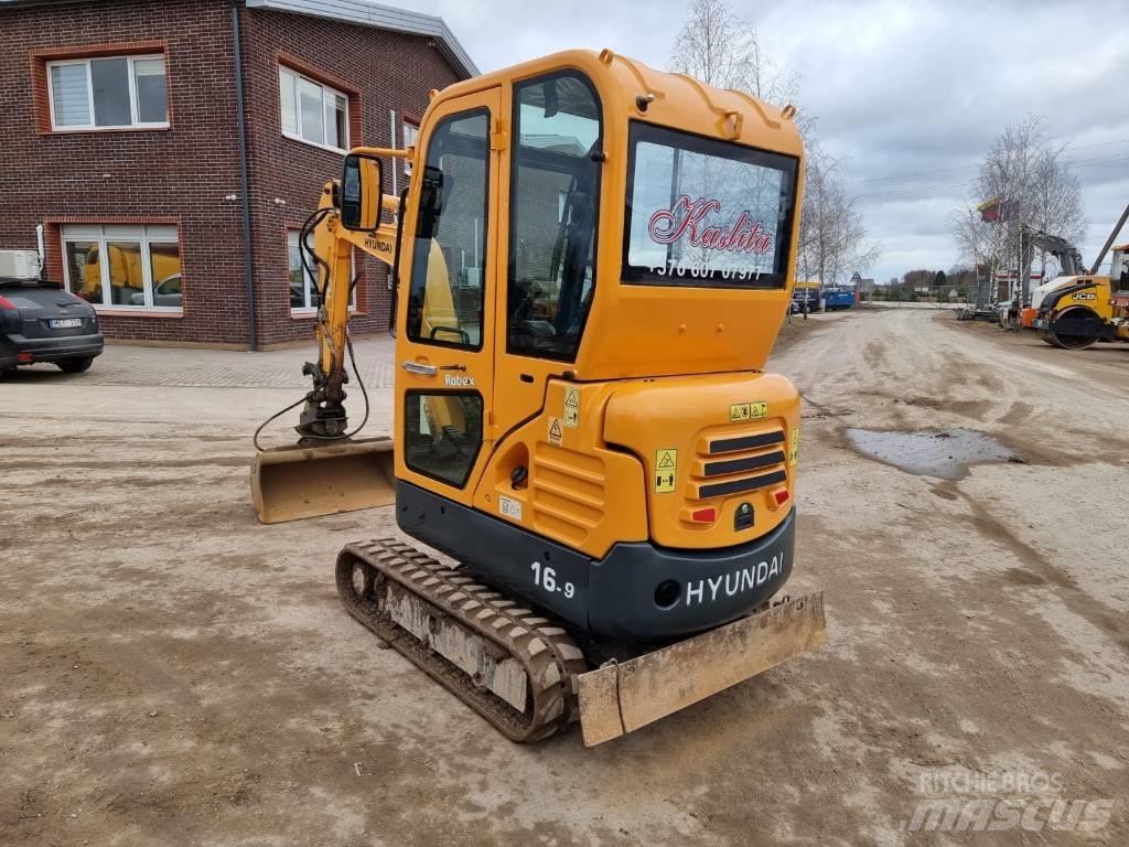 Hyundai R16-9 Minigravemaskiner